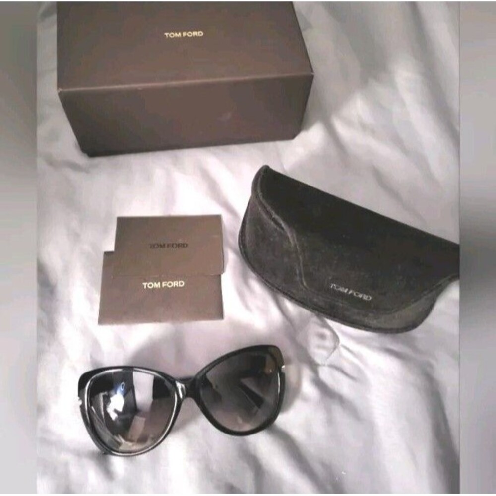 Tom Ford‎ Women's Sunglasses - Preowned